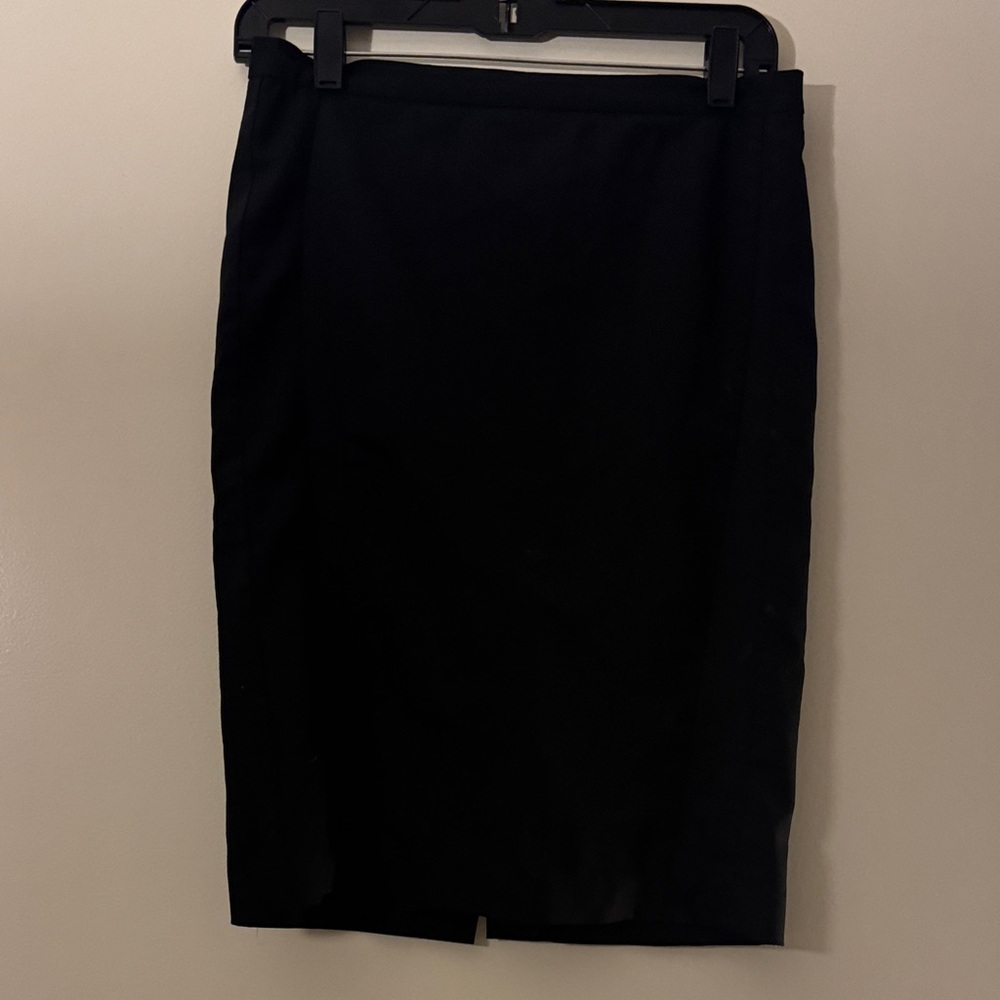BCBGMaxAzria Classic Black Pencil Skirt